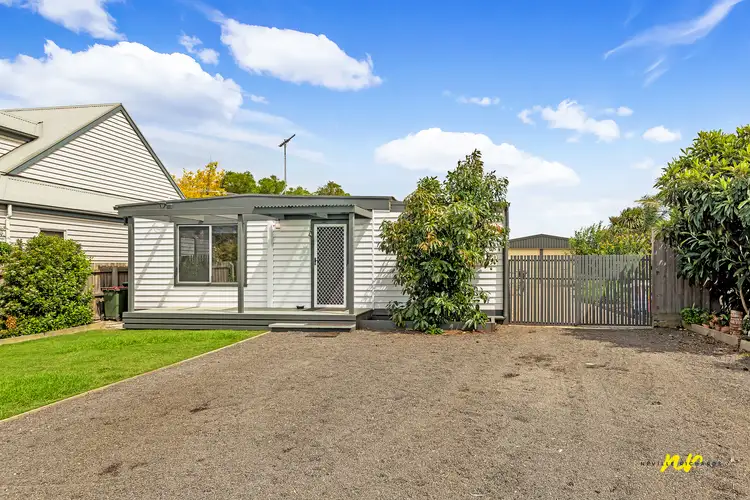 30 Lake View Crescent, St Leonards VIC 3223