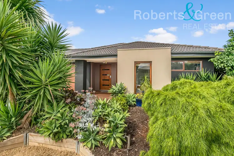 6 Isis Place, Hastings VIC 3915