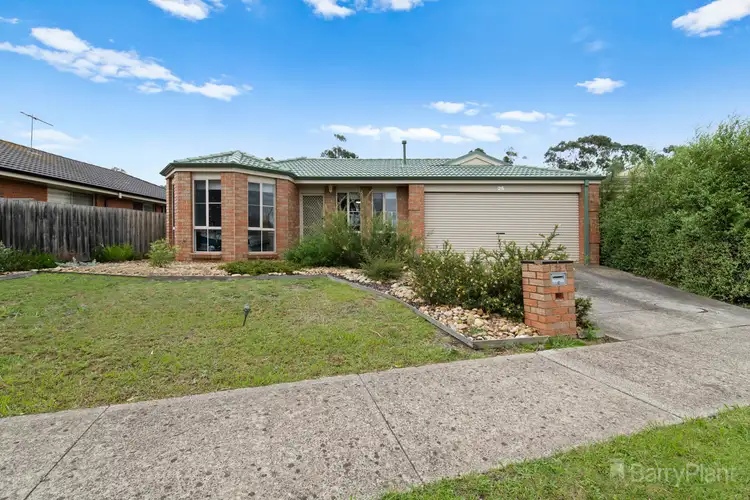 25 Maria Crescent, Pakenham VIC 3810