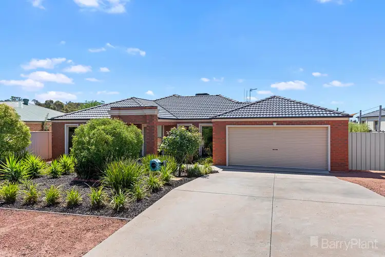 Main view of Homely house listing, 3 Dejong Court, Kangaroo Flat VIC 3555