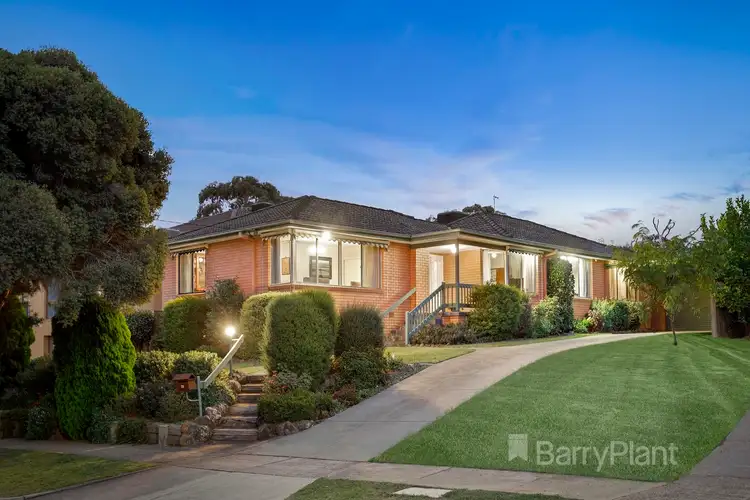 25 Somerset Drive, Viewbank VIC 3084