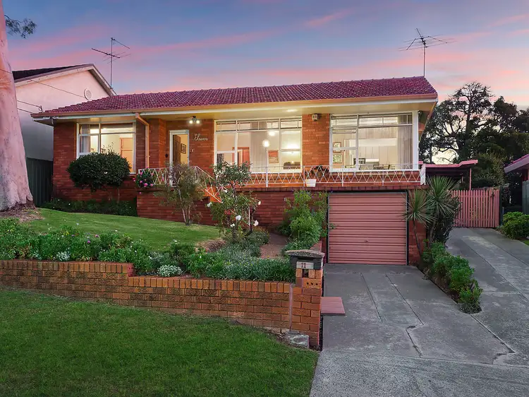 11 Blackbutt Avenue, Lugarno NSW 2210