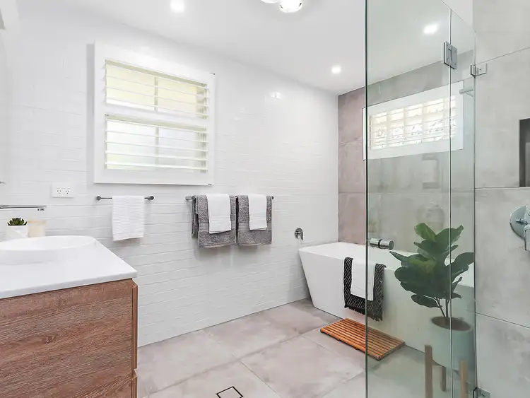 Fifth view of Homely house listing, 7 Mayo Place, Killarney Heights NSW 2087