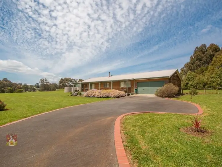 140 Kings Road, Kinglake West VIC 3757