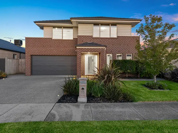 15 Silverleaf Crescent, Officer VIC 3809