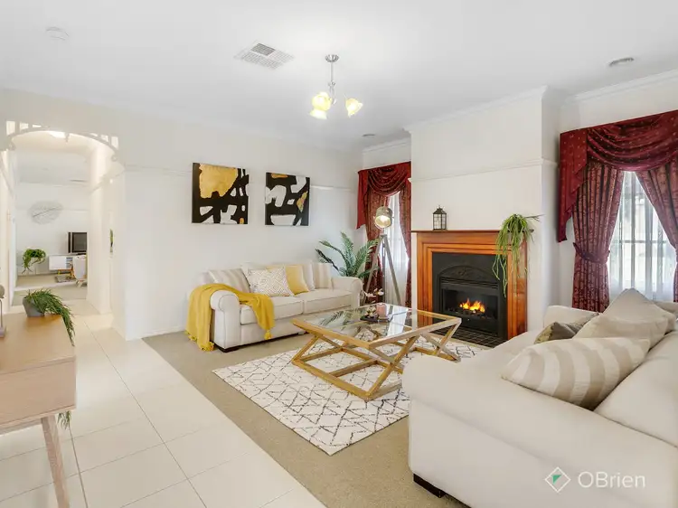 Sixth view of Homely house listing, 2 Alexandra Mews, Langwarrin VIC 3910