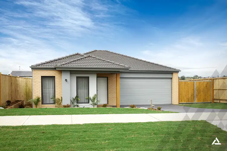 11 Downton Street, Warragul VIC 3820