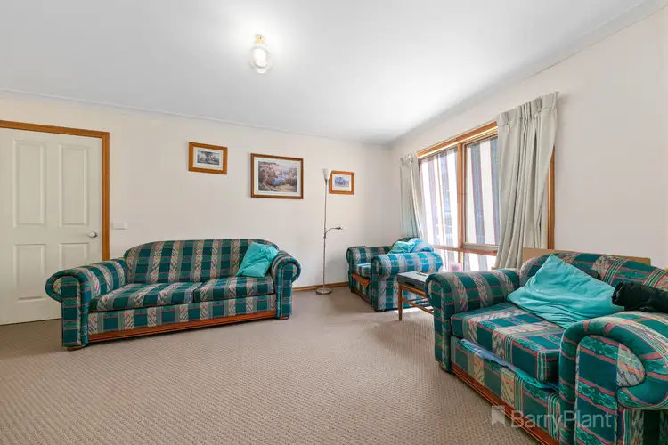 Sixth view of Homely house listing, 8 Grange Court, Koo Wee Rup VIC 3981