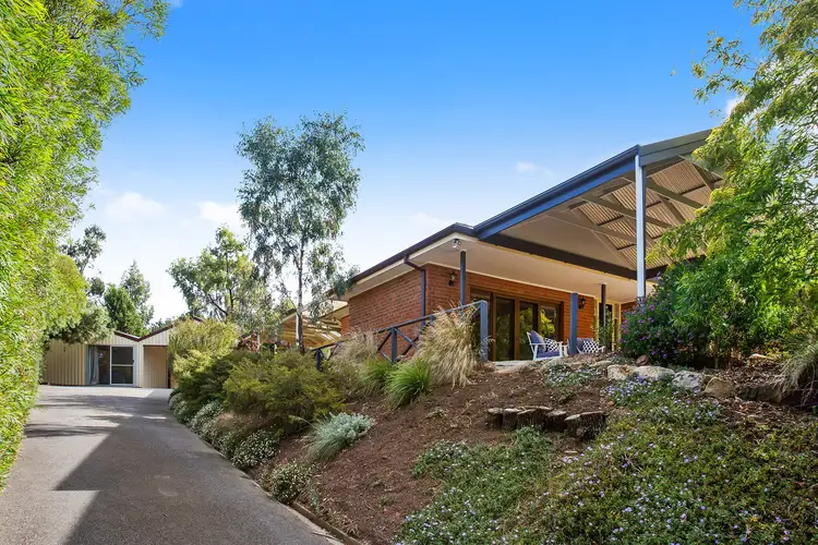 2 Les Bell Drive, Mount Barker SA 5251