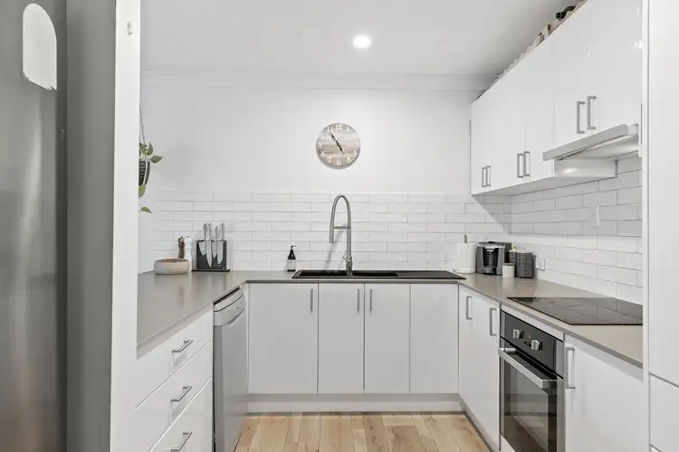 Fifth view of Homely unit listing, 4/49 Belongil Crescent, Byron Bay NSW 2481
