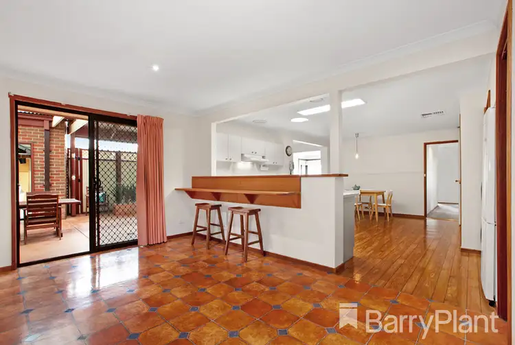 Fifth view of Homely house listing, 7 Brookes Court, Mill Park VIC 3082