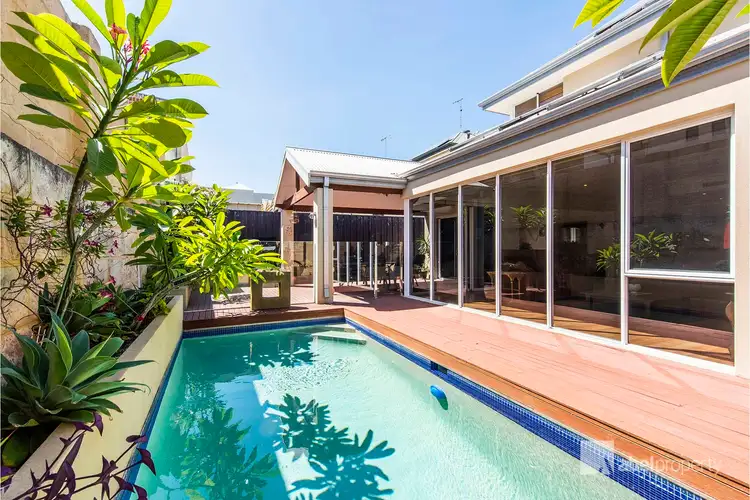 3 Eucla Court, North Fremantle WA 6159
