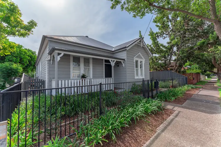 24 Emerald Street, Hamilton North NSW 2292