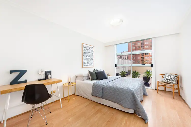 Fourth view of Homely unit listing, 2/569 George Street, Sydney NSW 2000