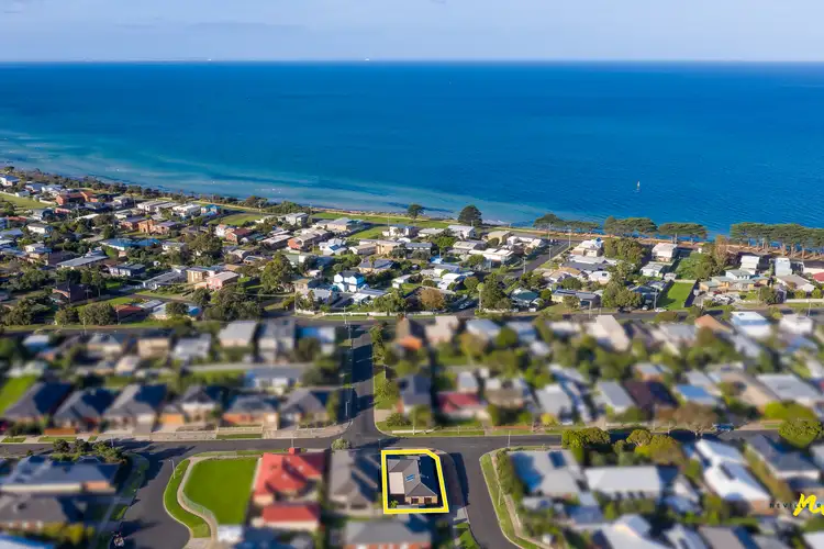 37 Blanche Street, St Leonards VIC 3223