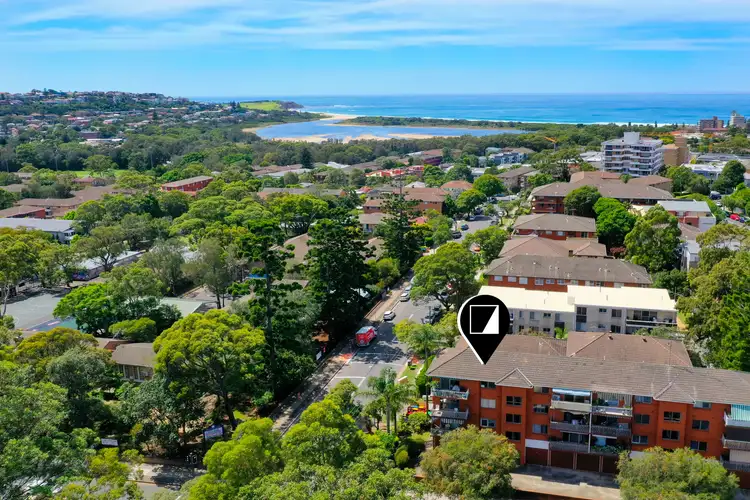 Second view of Homely apartment listing, 6/20 Regent Street, Dee Why NSW 2099