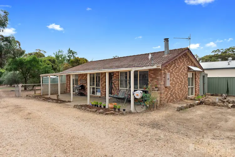 32 Burke Street, Baringhup VIC 3463
