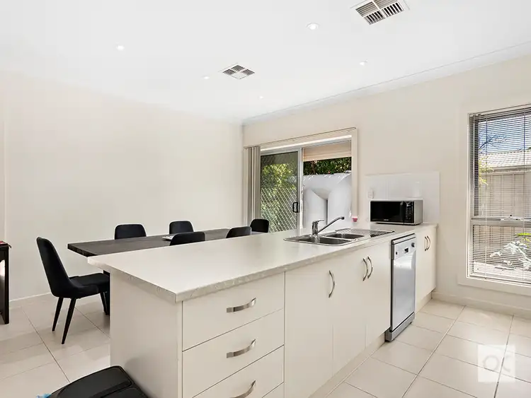 Fifth view of Homely house listing, 2/6 Ruby Avenue, Seaton SA 5023