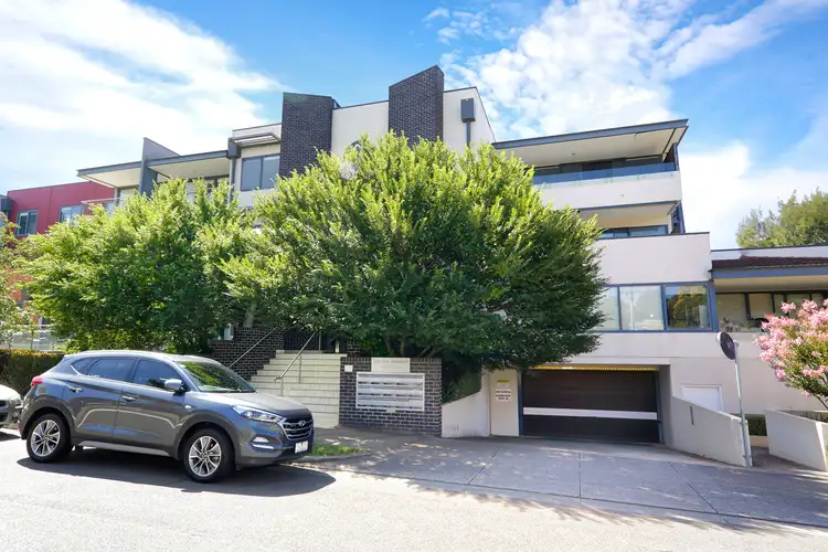 23/2-4 Blair Road, Glen Waverley VIC 3150