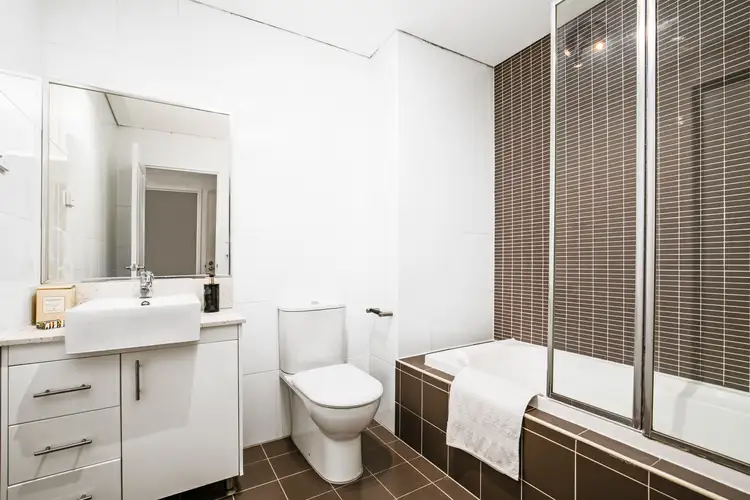 Fifth view of Homely apartment listing, 5/10 Oaks Avenue, Dee Why NSW 2099
