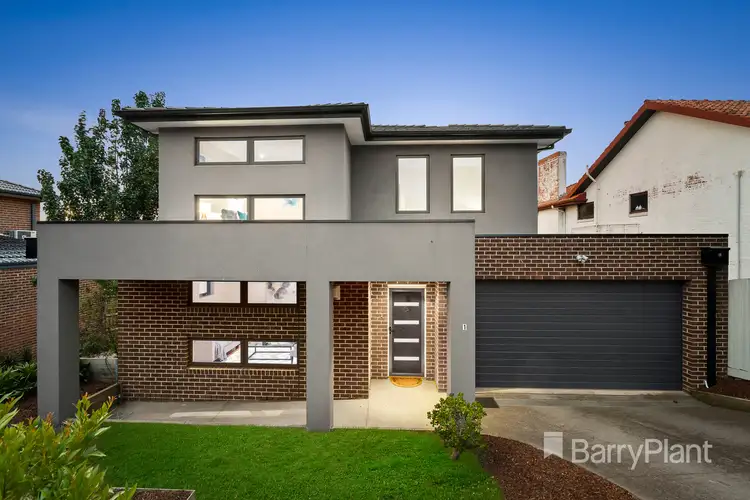 1/3 Ruda Street, Doncaster VIC 3108