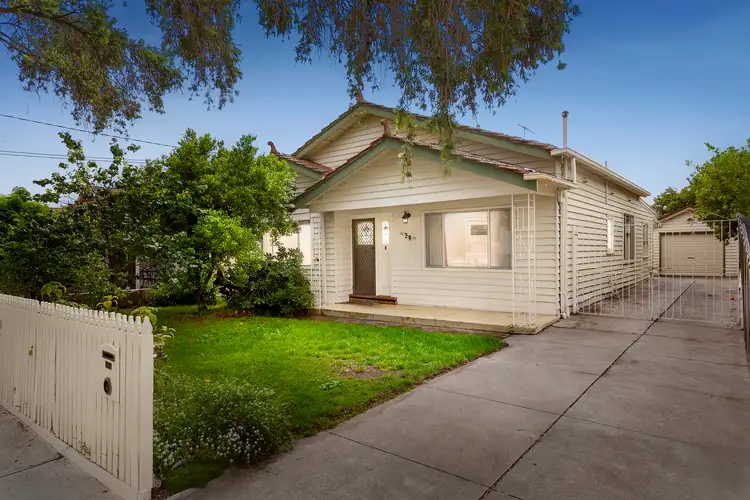 24 Huntington Grove, Coburg VIC 3058