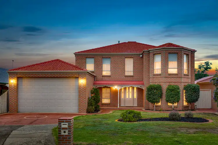 4 Roper Court, Taylors Lakes VIC 3038