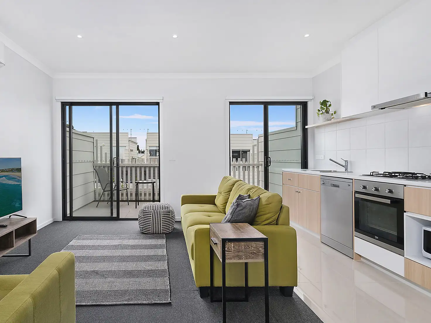 Main view of Homely unit listing, 30/5 Oxford Street, Whittington VIC 3219