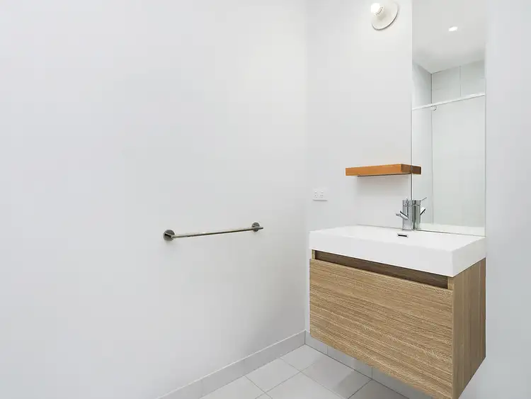 Fifth view of Homely unit listing, 30/5 Oxford Street, Whittington VIC 3219