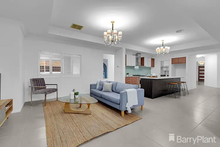 Sixth view of Homely house listing, 8 St Leonard Drive, South Morang VIC 3752