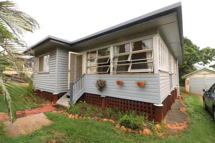 30 Churchill Street, Childers QLD 4660