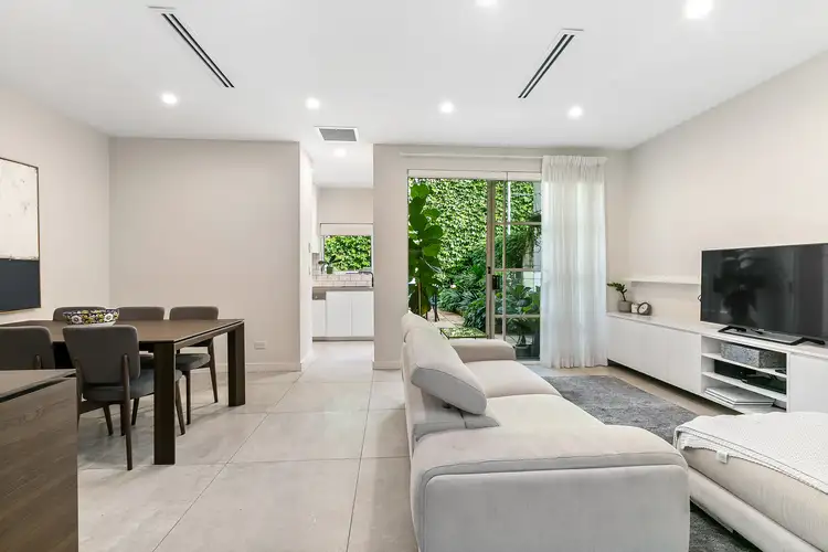 2/62 Trafalgar Street