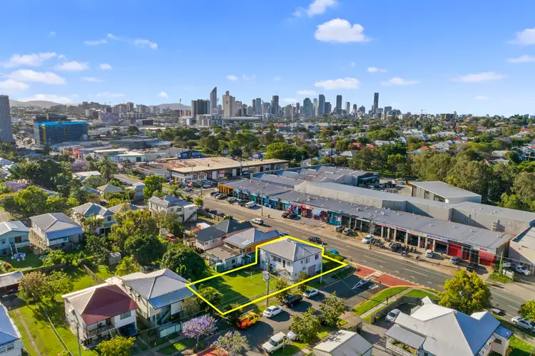59 Deshon Street, Woolloongabba QLD 4102