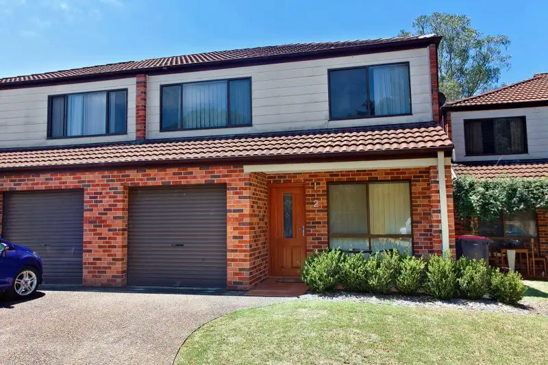 Main view of Homely townhouse listing, 2/6-8 Mistletoe Avenue, Claremont Meadows NSW 2747