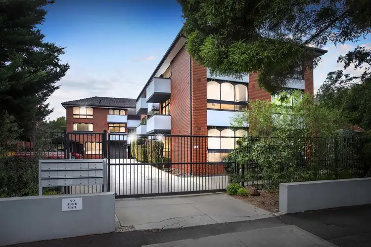 1/13-15 Nicholson Street, Footscray VIC 3011