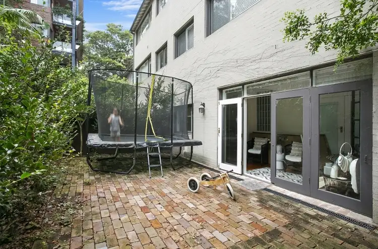 Fourth view of Homely apartment listing, 1/102 Kirribilli Avenue, Kirribilli NSW 2061