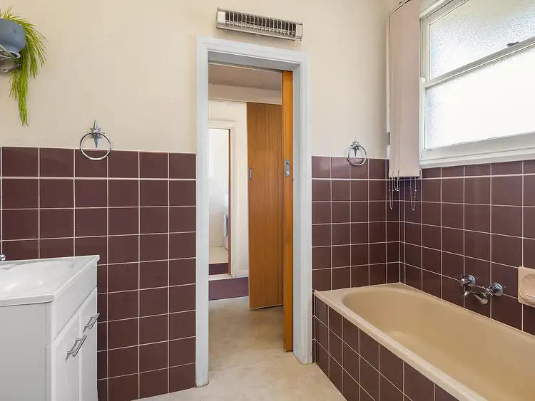 Sixth view of Homely house listing, 4 Montgomery Avenue, Hamlyn Heights VIC 3215