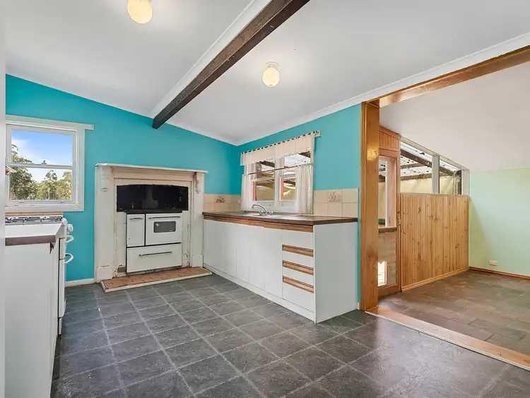 Fifth view of Homely rural property listing, 328 Skipton Road, Beaufort VIC 3373