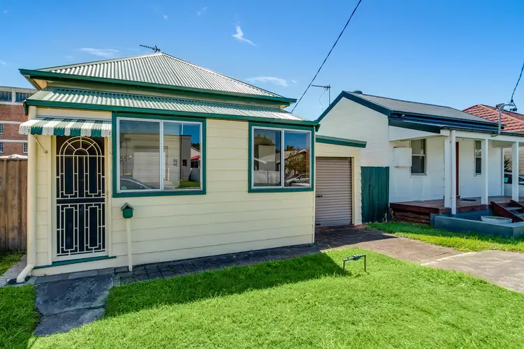 55 Robert Street, Wickham NSW 2293
