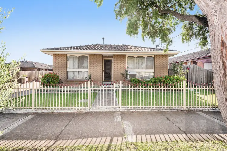 1/96a Saltley Street, South Kingsville VIC 3015
