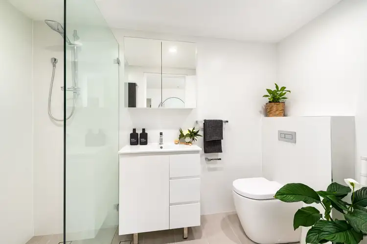 Sixth view of Homely apartment listing, 11/89 Bent Street, Neutral Bay NSW 2089