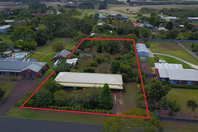 14 Burvilles Road, Portland VIC 3305