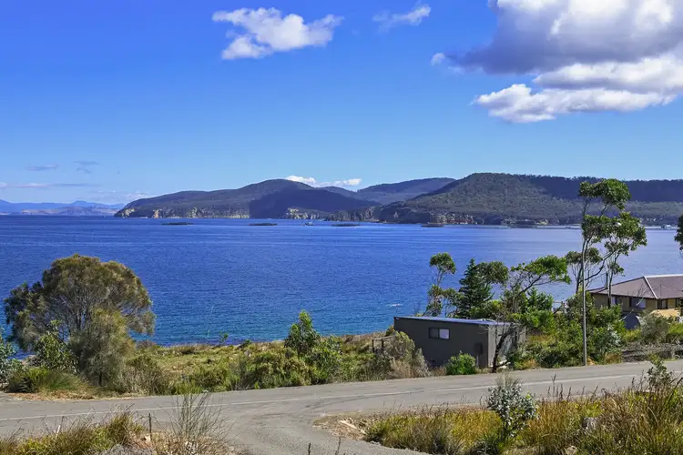 615 White Beach Road, White Beach TAS 7184