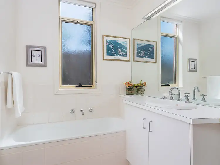 Sixth view of Homely unit listing, 1/41 South Valley Road, Highton VIC 3216