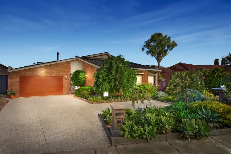 235 Burrowye Crescent, Keilor VIC 3036