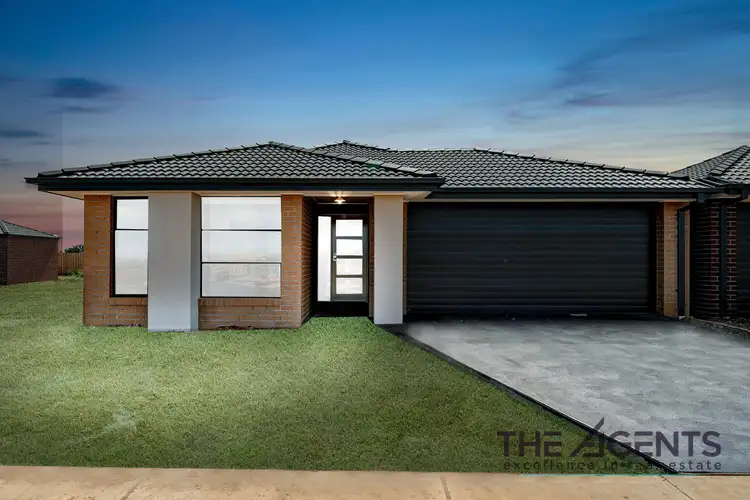 34 Linacre Crescent, Melton South VIC 3338