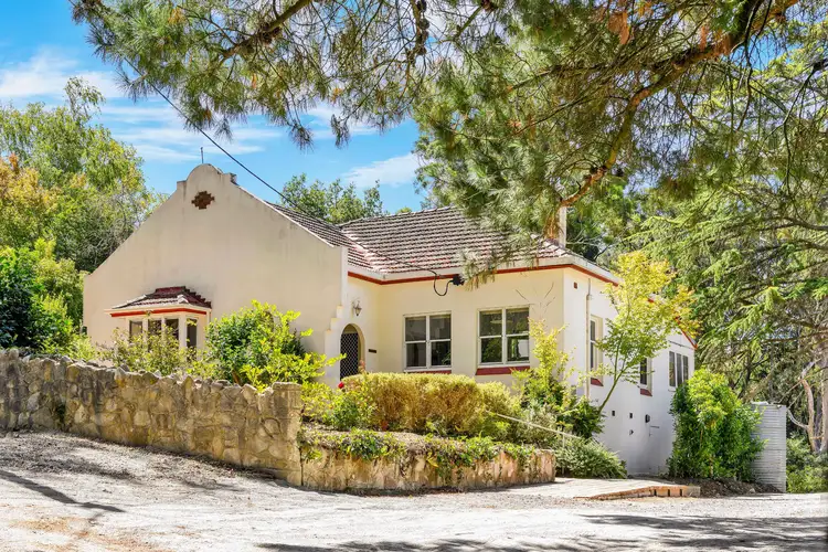 3 White Avenue, Crafers SA 5152