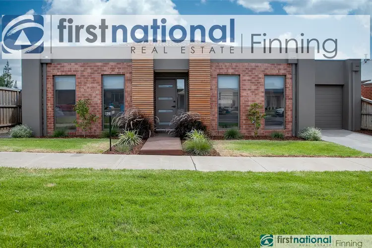 39 Hayton Park Boulevard, Cranbourne West VIC 3977