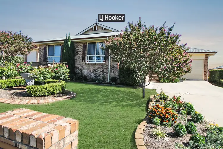 Second view of Homely house listing, 17 Crestview Place, Inverell NSW 2360
