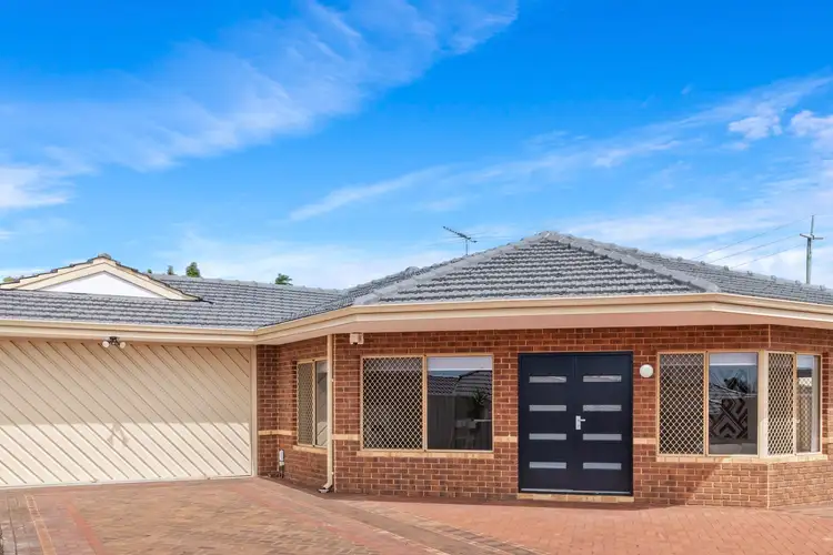 2/25 Montrose Street, Lynwood WA 6147